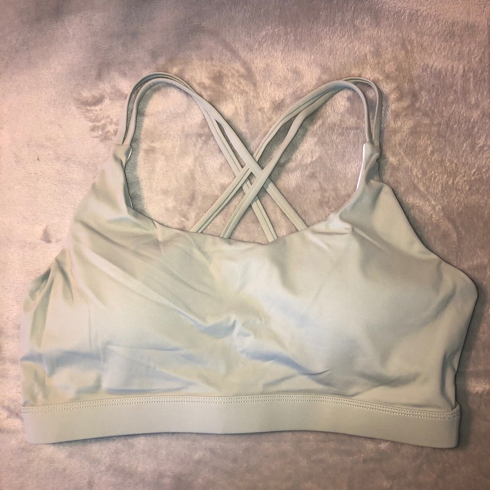 Running Girl Strappy Back Sports Bra Size Large Sage Green Mesh Lining New
